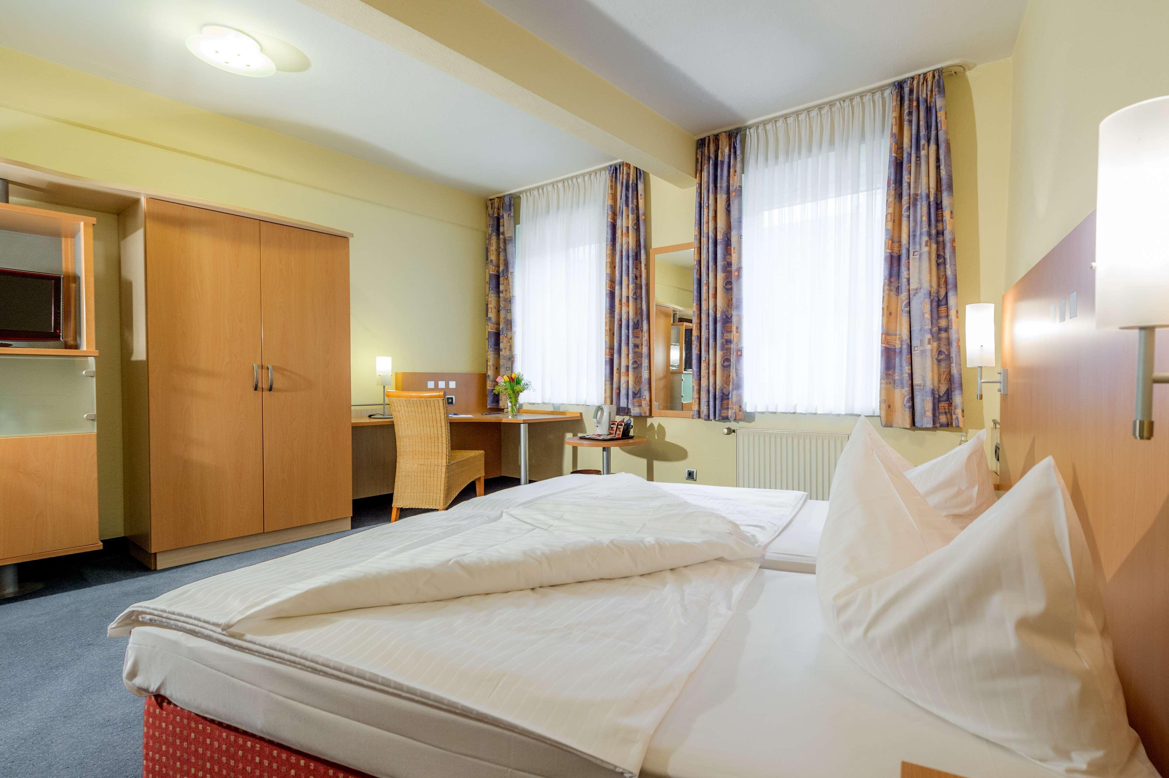 Best Western Weymouth Hotel Rembrandt Exterior foto